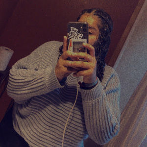 Meet your Posher, Corin